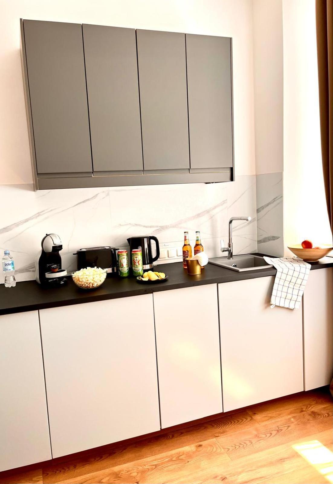 Super 1 Bed Room Condo In Warszawa Center Bagian luar foto