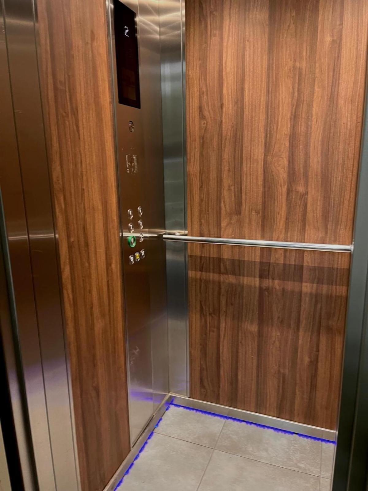 Super 1 Bed Room Condo In Warszawa Center Bagian luar foto