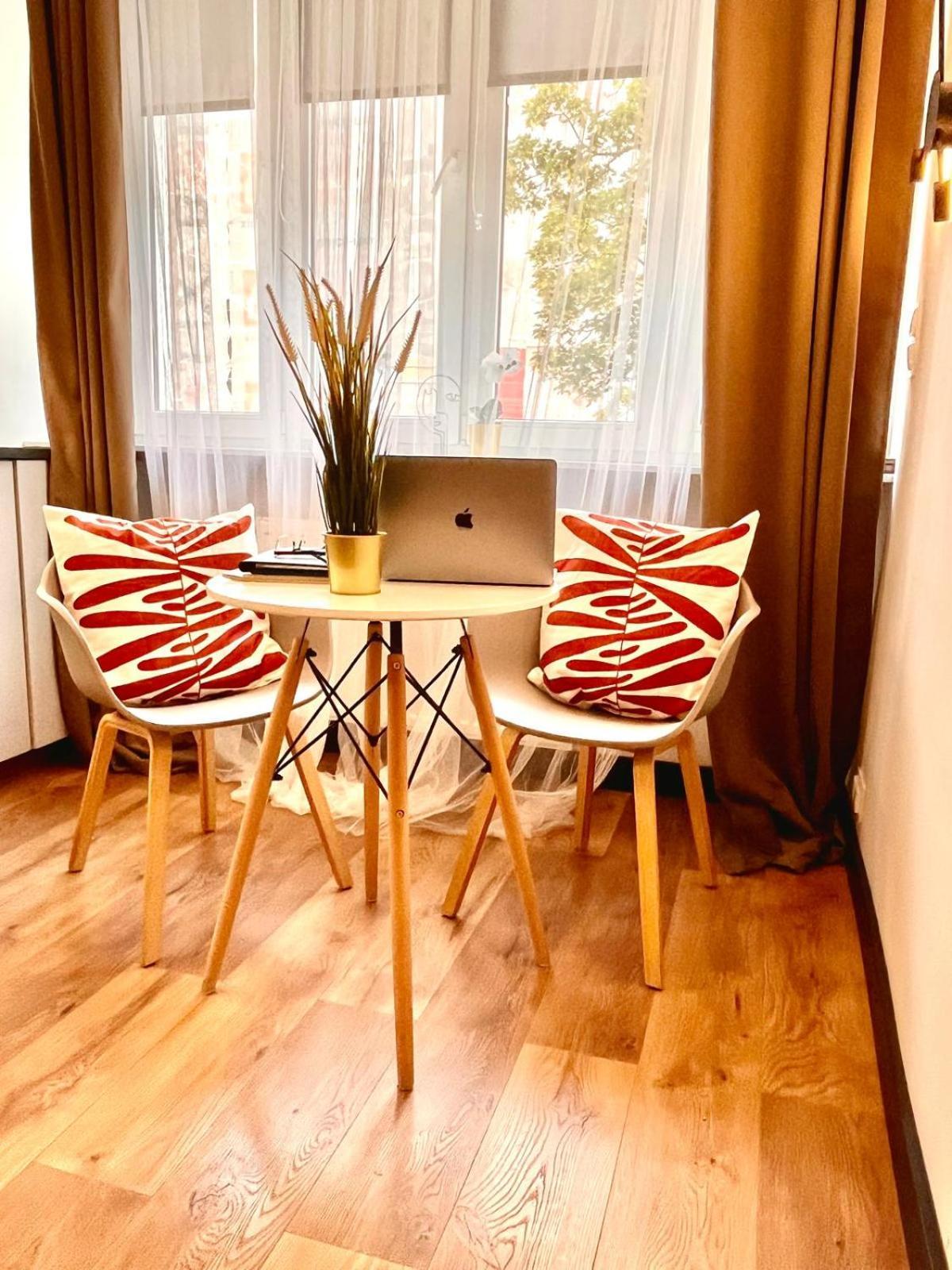 Super 1 Bed Room Condo In Warszawa Center Bagian luar foto